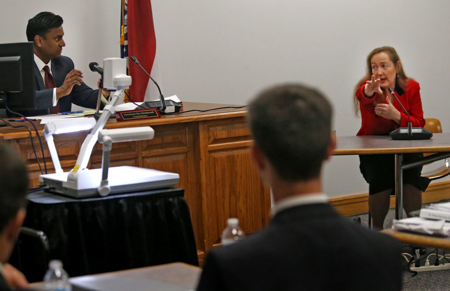 Hearings begin on fate of Missouri's lone abortion clinic